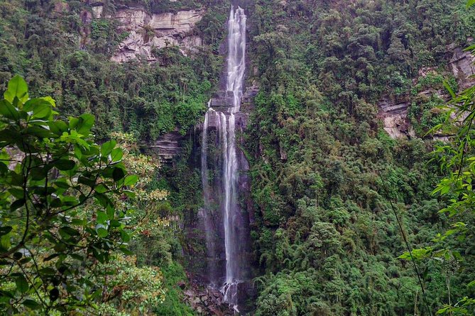 Hiking tour to the tallest waterfall in Colombia - Key points at a glance