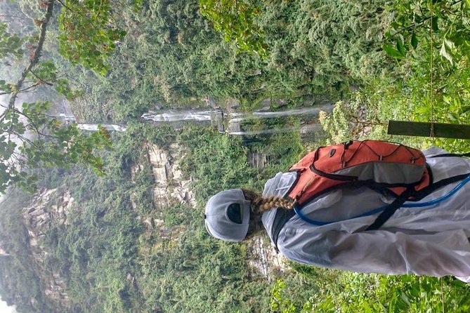 Hiking tour to the tallest waterfall in Colombia - Leaving Bogotá for the eastern Andes
