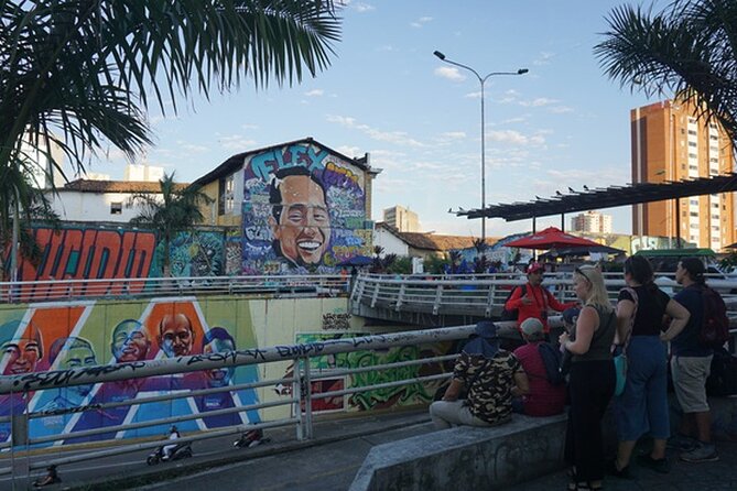 Historical Shared Tour Salsa, Graffiti & Resistance in Cali - Parque de las Piedras: public space for salsa lovers