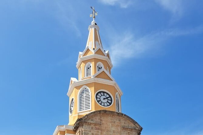 Historical Tour of Cartagena - Customs Square and the City’s Public Face