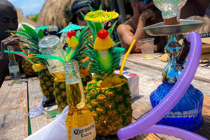 Holiday on the Island of Cholón - How the large group changes the day