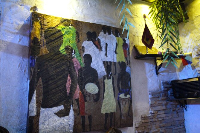 In your Salsa: A salsa barhopping night at Cartagena local bars - The social impact behind the night