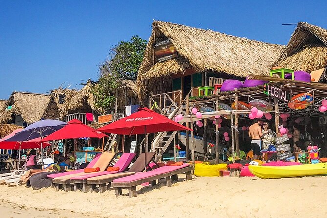 Islas del Rosario plus Bioluminescence Experience - Snorkeling at the crystalline reef