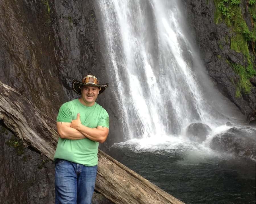 Jardín: Horseback Ride with Coffee Villa and Waterfall - Leaving Medellín at 7 AM for Jardín