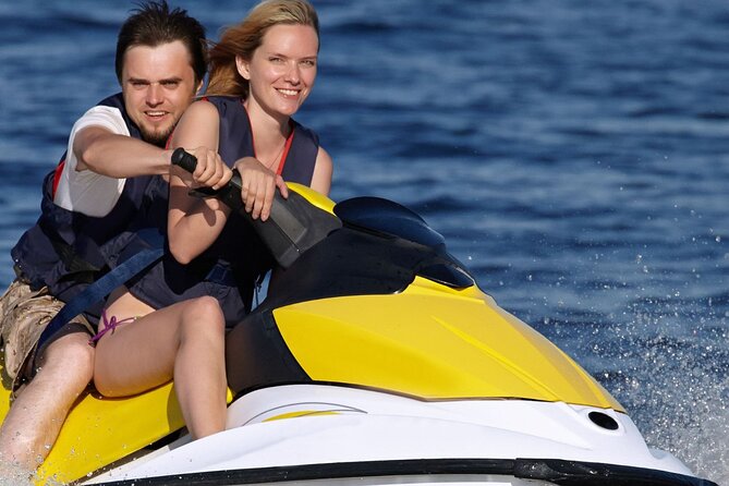 JET SKI Rental - Safety briefing, lockers, and getting ready