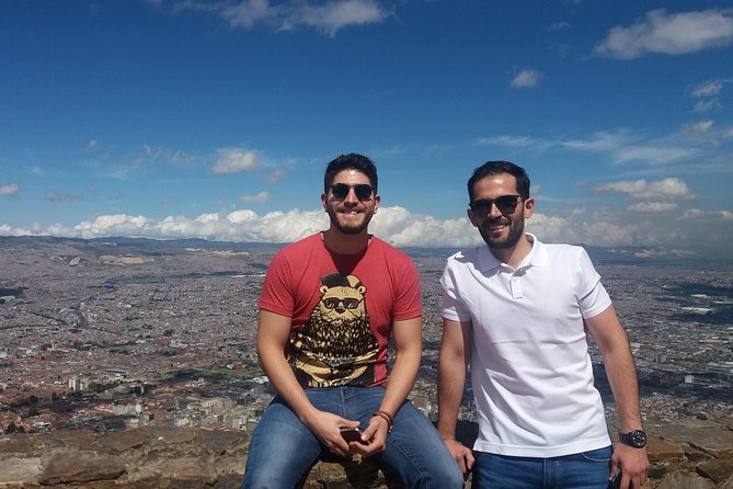 La Candelaria, Mount Monserrate and Museo del Oro in One Day in Bogota - Key points at a glance