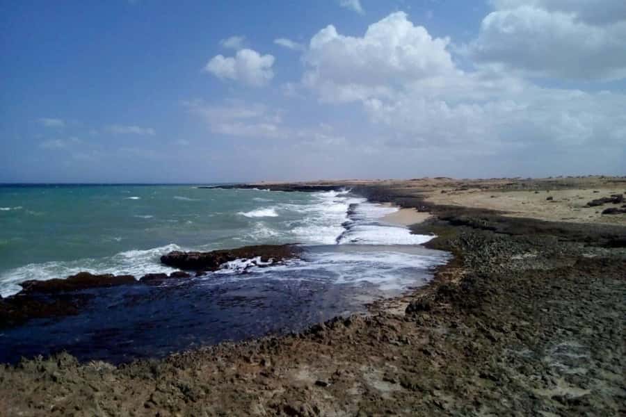 La Guajira: 2-Day Cabo de la Vela and Manaure Tour - Flamingo Valley and a seafood lunch