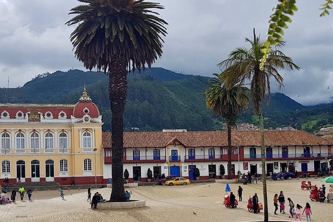Lake Guatavita, Zipaquirá Salt Cathedral and Colonial Towns Tour - Key Points at a Glance