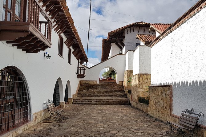 Lake Guatavita, Zipaquirá Salt Cathedral and Colonial Towns Tour - What the Private Format Adds