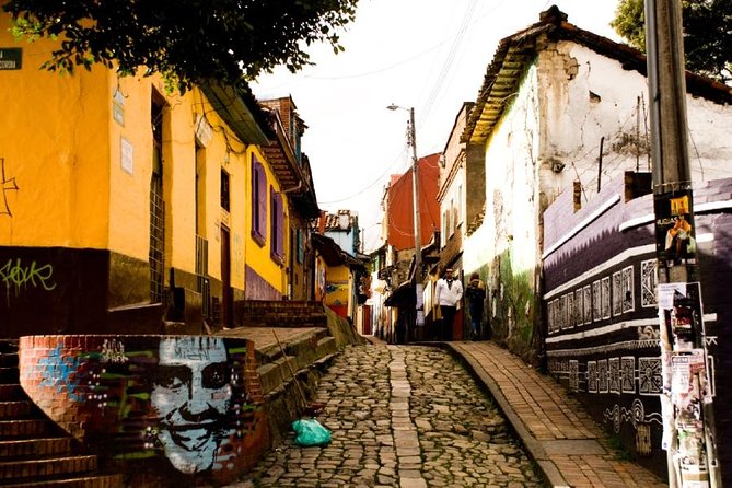 Layover Bogotá Private Tour + Transfer in & Out (4 Hrs.) - Is $219 per person a fair price?
