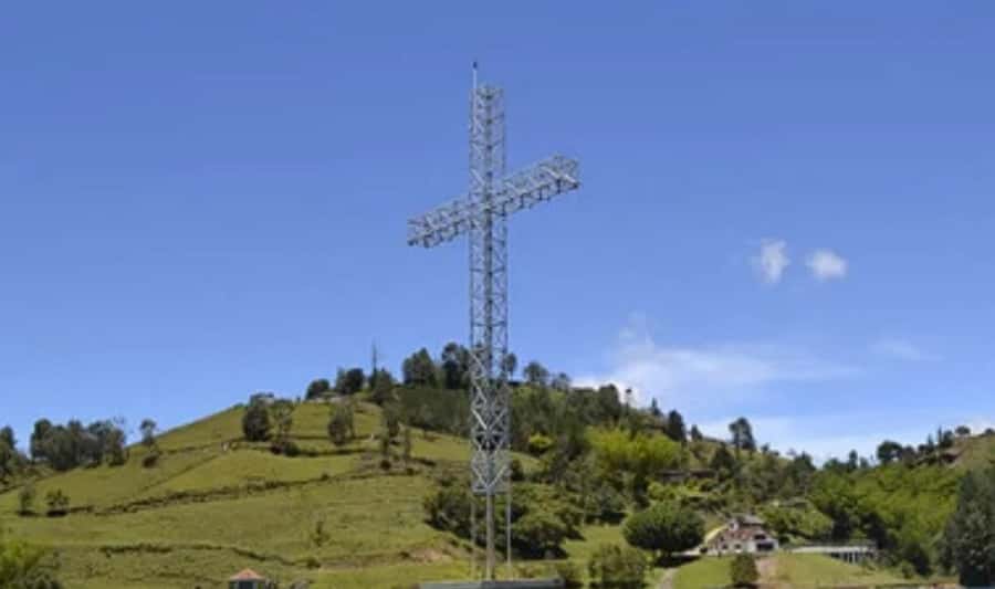 Luxury boat ride - Guatapé - A one-hour route across the dam