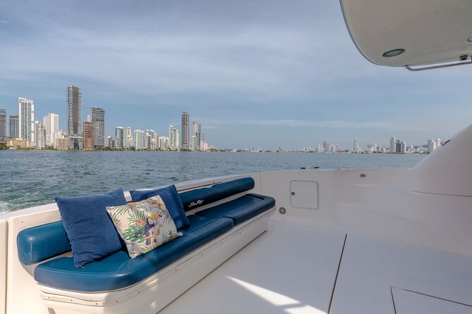 Luxury yacht rental in Cartagena de Indias Sea Ray 56' - What to confirm before you pay