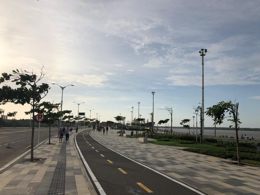Malecón, Carnaval Museum, Downtown Barranquilla City Tour - Walking the Malecón Tourist León Caridi