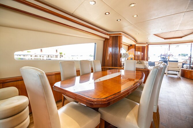 Marlet Sunseeker 82' yacht rental, the largest in Cartagena - Food, drinks, music, and celebration extras