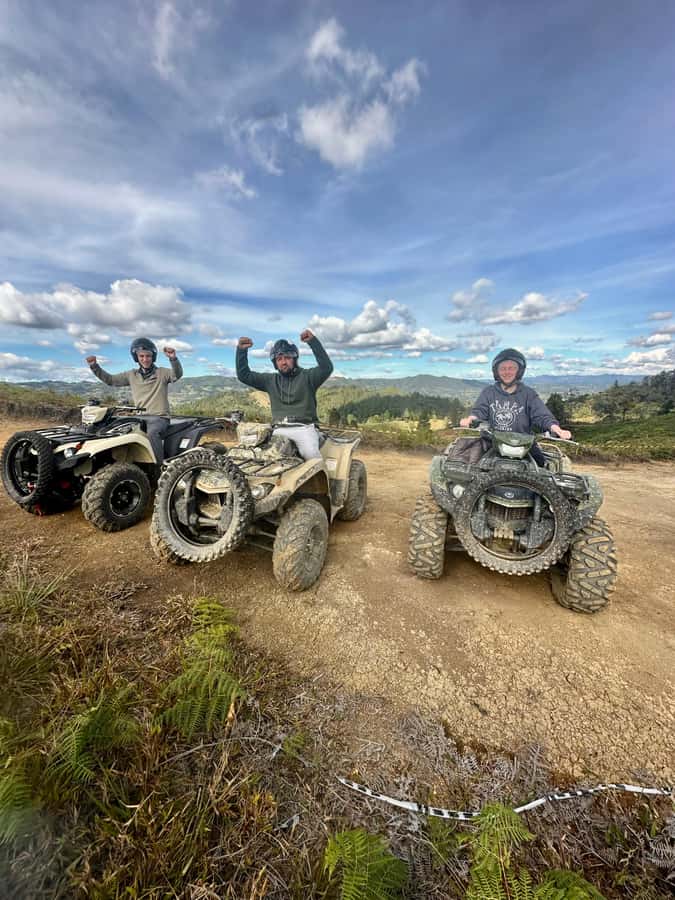 Medellin: ATV Tour 3 Mountains - What to wear and pack for the trail