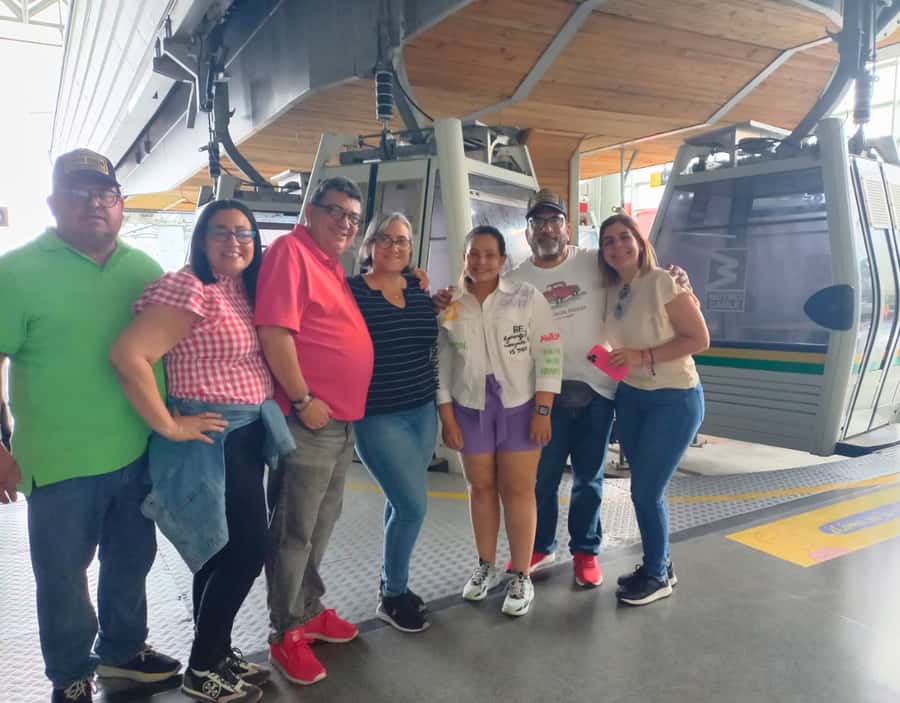 Medellín City Tour and Comuna 13 Experience - Comuna 13, murals, electric stairs, and a difficult past
