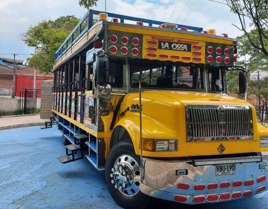 Medellín City Tour and Comuna 13 Experience - A local lunch after a busy morning