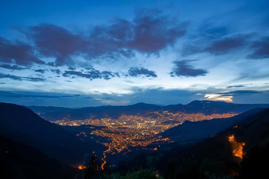 MEDELLIN: CITY TOUR CITY NIGHT TOUR + OPEN BAR - Key points to know before you book