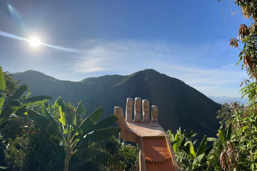Medellin: Coffee and fruit tour - Put on the poncho, then prepare the guarapo
