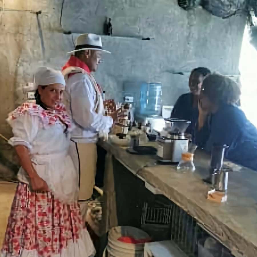 Medellin: Coffee Farm and Barista Workshop Experience - From Arví Park to Don Leandro Coffee Farm