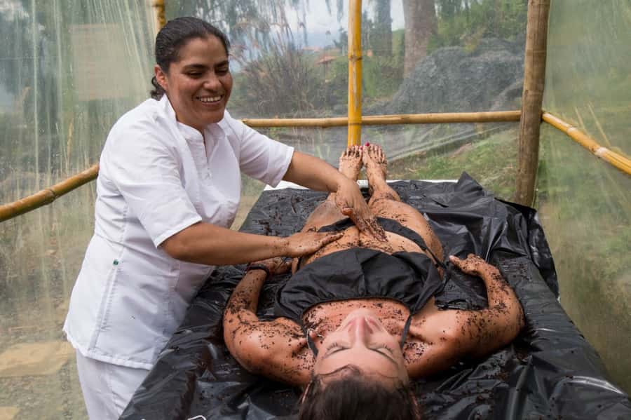 Medellin: Coffee Tour and Wellness Spa - Steam, bath, and the cold plunge