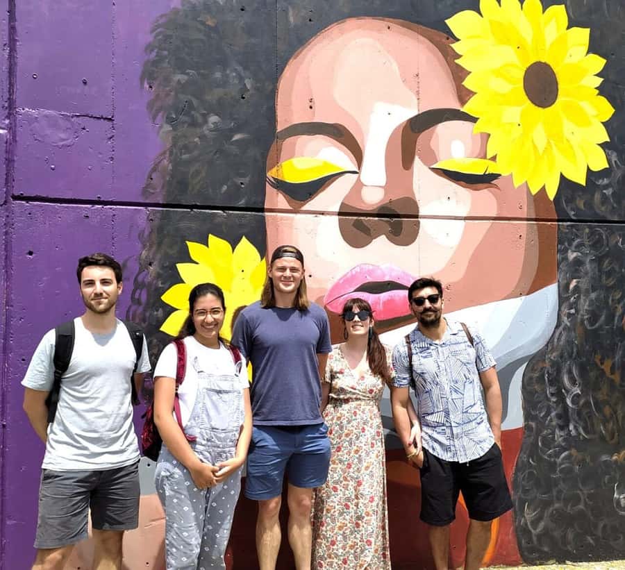 Medellín: Comuna 13 District Tour with Cable Car Ride - The guides are the heart of the experience