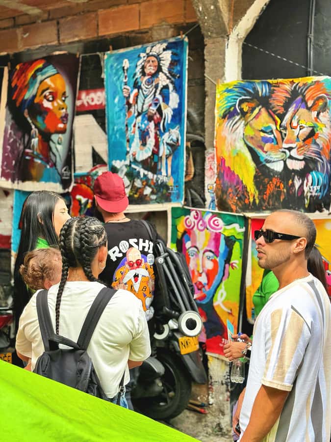 Medellín Comuna 13 local guides snacks and your own graffiti - Snacks, Ice Cream, and a Taste of Local Hospitality
