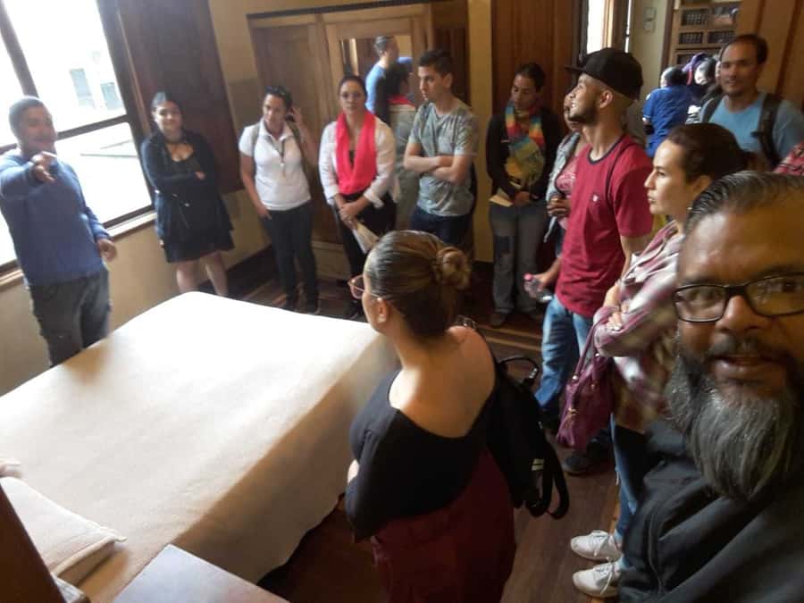 Medellín: Cultural City & Museum Tour - Should you book the Medellín Cultural City and Museum Tour?