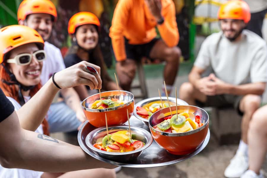 Medellín: E-bike and Foodie Tour - Conquistadores and local snacks