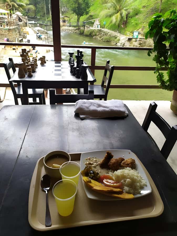 MEDELLIN: ESPIRITU SANTO HOT SPRINGS - Language, meeting points, and practical planning