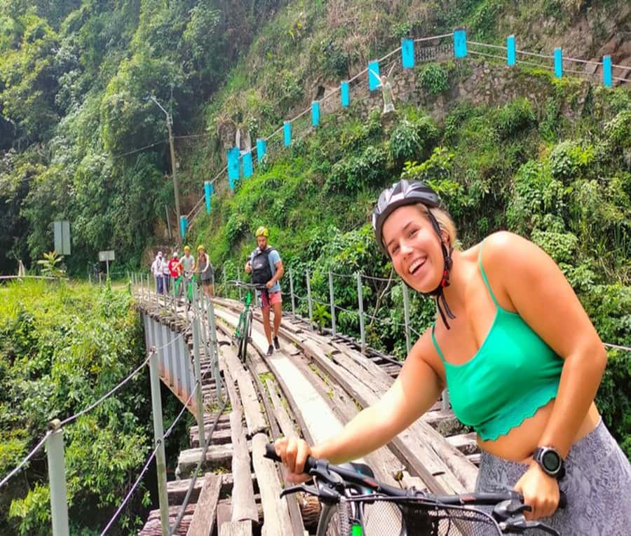Medellín: Full-Day Mountain Bike Tour with Lunch - Guides Juan, Juan Carlos, and JJ