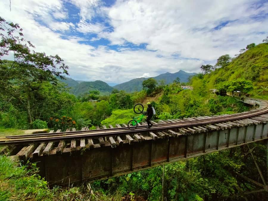 Medellín: Full-Day Mountain Bike Tour with Lunch - Is $105 a fair price?