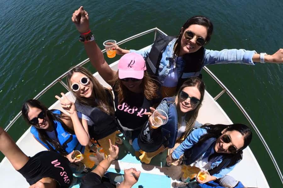Medellin: Guatape and El Penol Rock Day Trip with Boat Ride - How the schedule feels over 11 hours