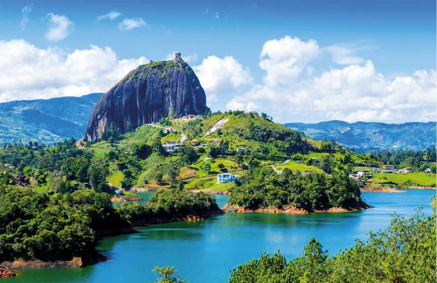 Medellin: Guatapé Day Trip & Boat to Pablo Escobar's Estate - Peñol Rock: A Choice Between Stairs and Views