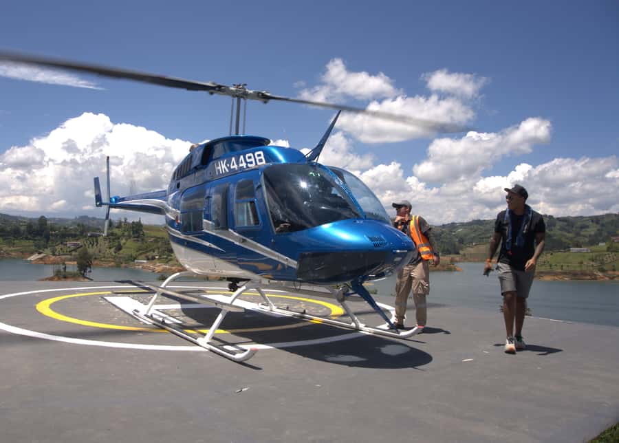 Medellín: Guatapé Private Tour with Helicopter & Boat Ride - Key points before you book