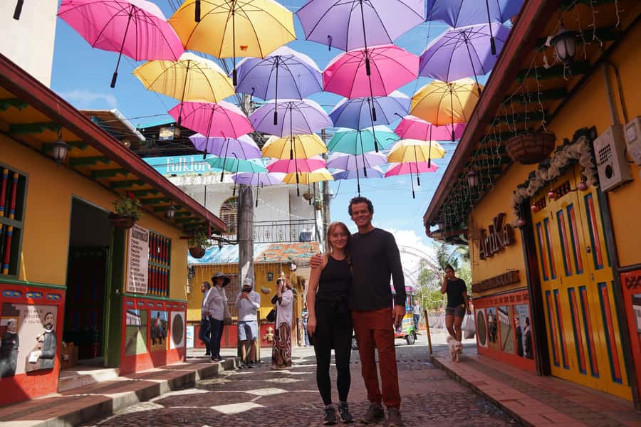 Medellín: Guatapé Private Tour with Helicopter & Boat Ride - Why Guatapé makes a strong day trip from Medellín