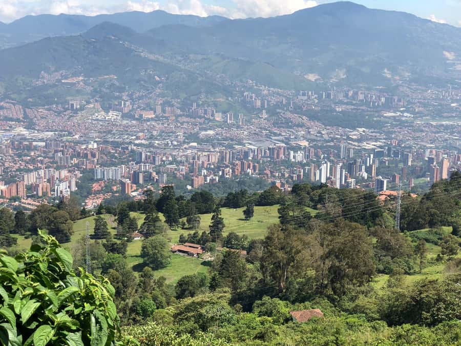 Medellín: Half-Day Private Colonial Towns Tour - Why leave Medellín for the eastern towns?