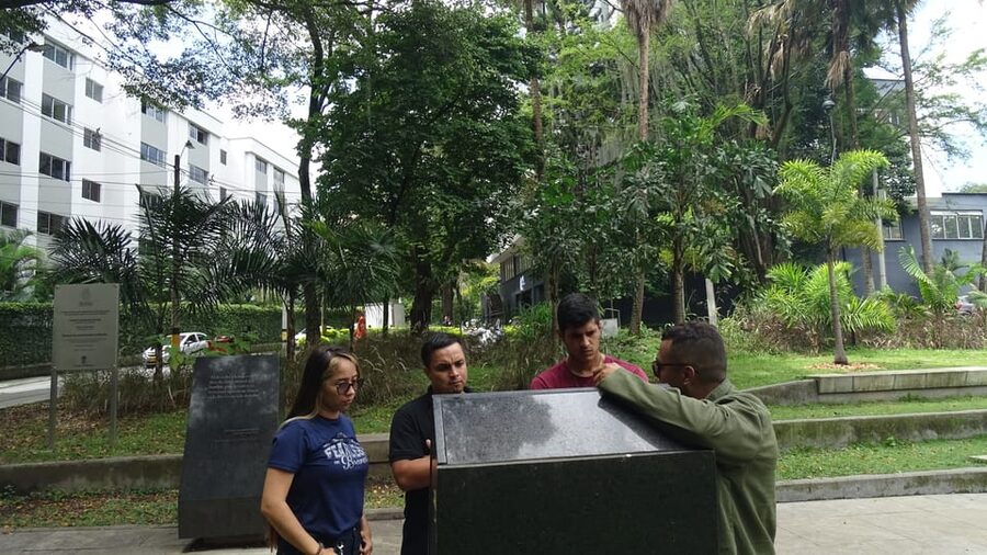 Medellin: In the footsteps of Pablo Escobar through the city - Weather, clothing, and practical preparation