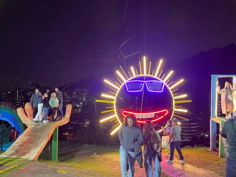 Medellín: One Night in El Cielo Viewpoint with activities - Timing, walking, and practical details