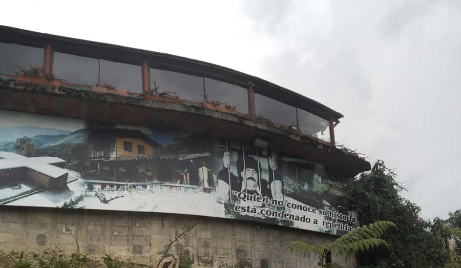 Medellín: Pablo Escobar Jail Private Tour - Key points to know before booking