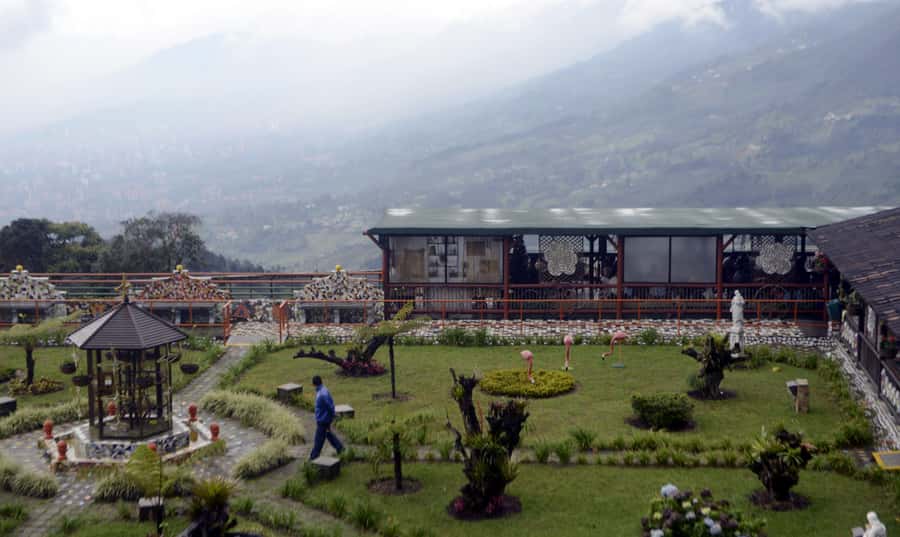 Medellín: Pablo Escobar Jail Private Tour - Inside Escobar’s self-designed prison