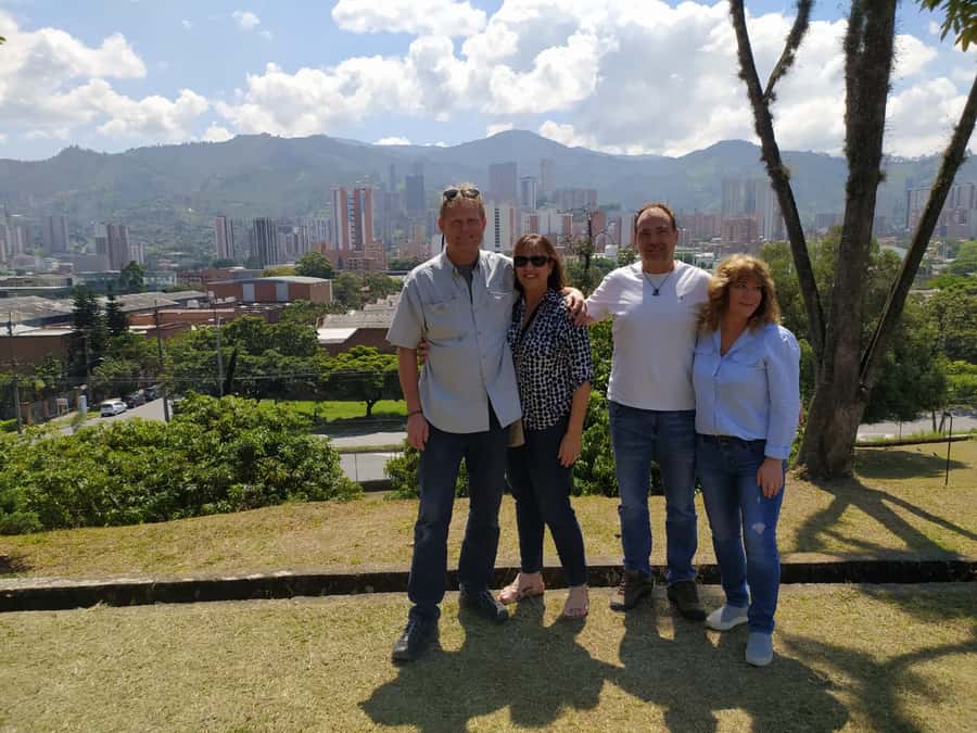 Medellin: Private 3-Hour Pablo Escobar Tour - Practical tips for a smoother three hours