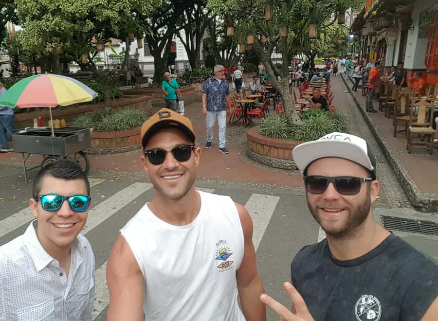 Medellin: Private 3-Hour Pablo Escobar Tour - Moving between sites in a private vehicle