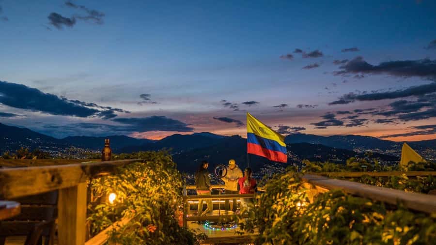 Medellín: Private Food Tour With The Best Viewpoints. - Quick take: what makes this tour worthwhile