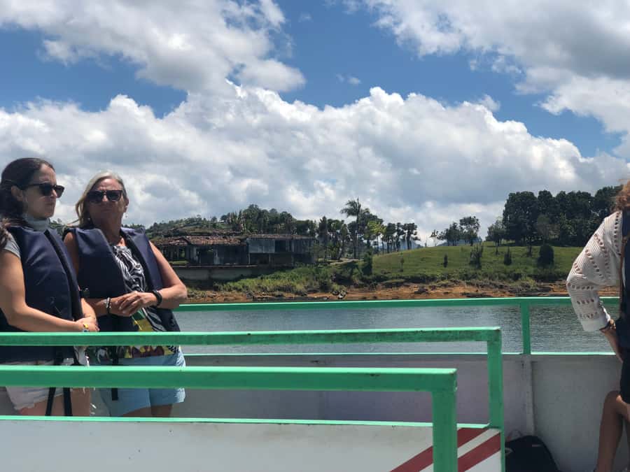 Medellín: Private Guatapé with Peñol Tickets and Boat Ride - Key points to know before you book