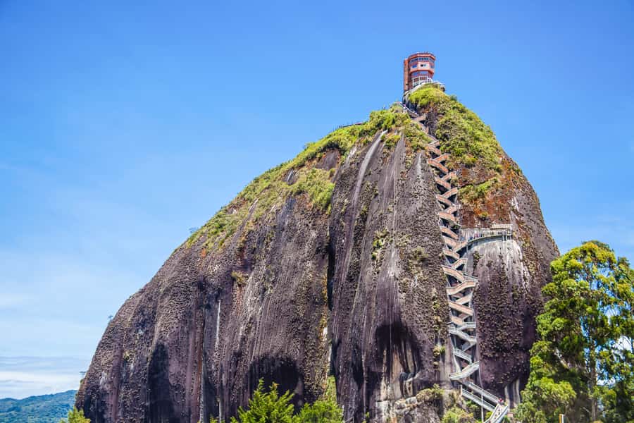 Medellín: Private Guatapé with Peñol Tickets and Boat Ride - What the private format really adds