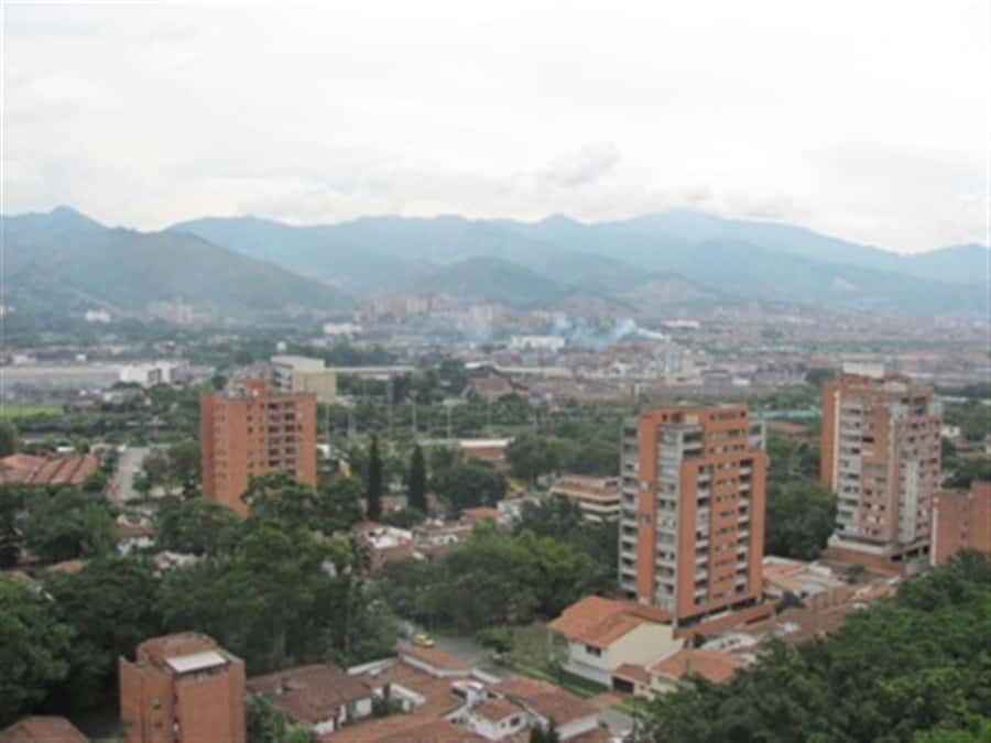 Medellin: Property Investment and Real Estate Tour - Key points at a glance