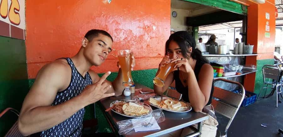 Medellín Pub Crawl Tour with Drinks - Admission, courtesy drinks, and the real value of $119