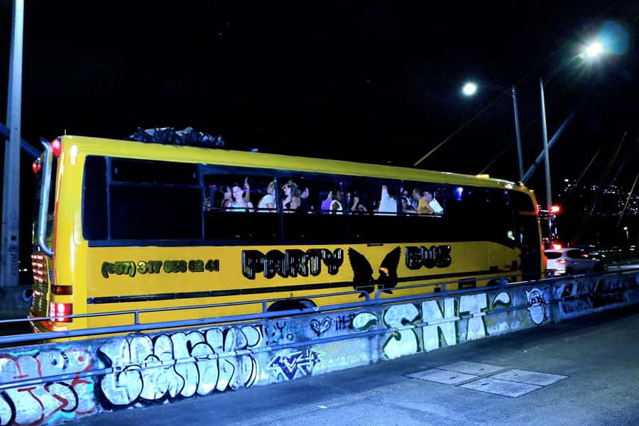 Medellin: Rumbero Party Bus with all the beer you can drink - Calle 70, where the night changes character