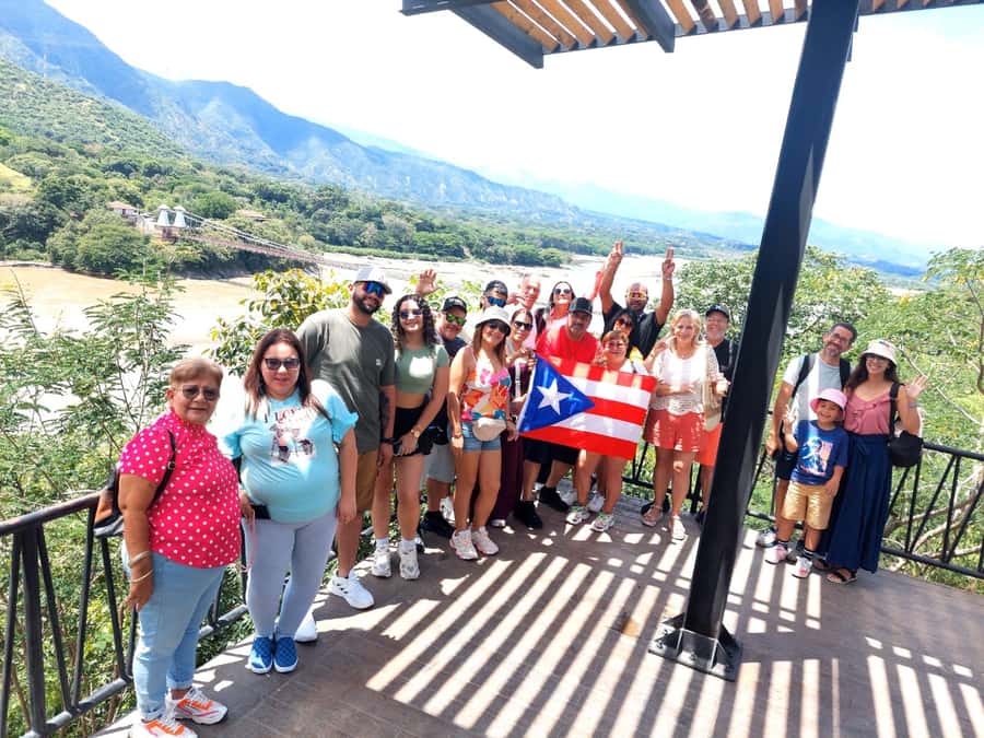 Medellin: Santa Fe de Antioquia Day Trip - Walking the main park and colonial center